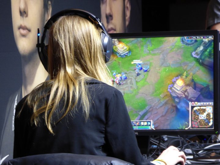 technology geek: the video gamer